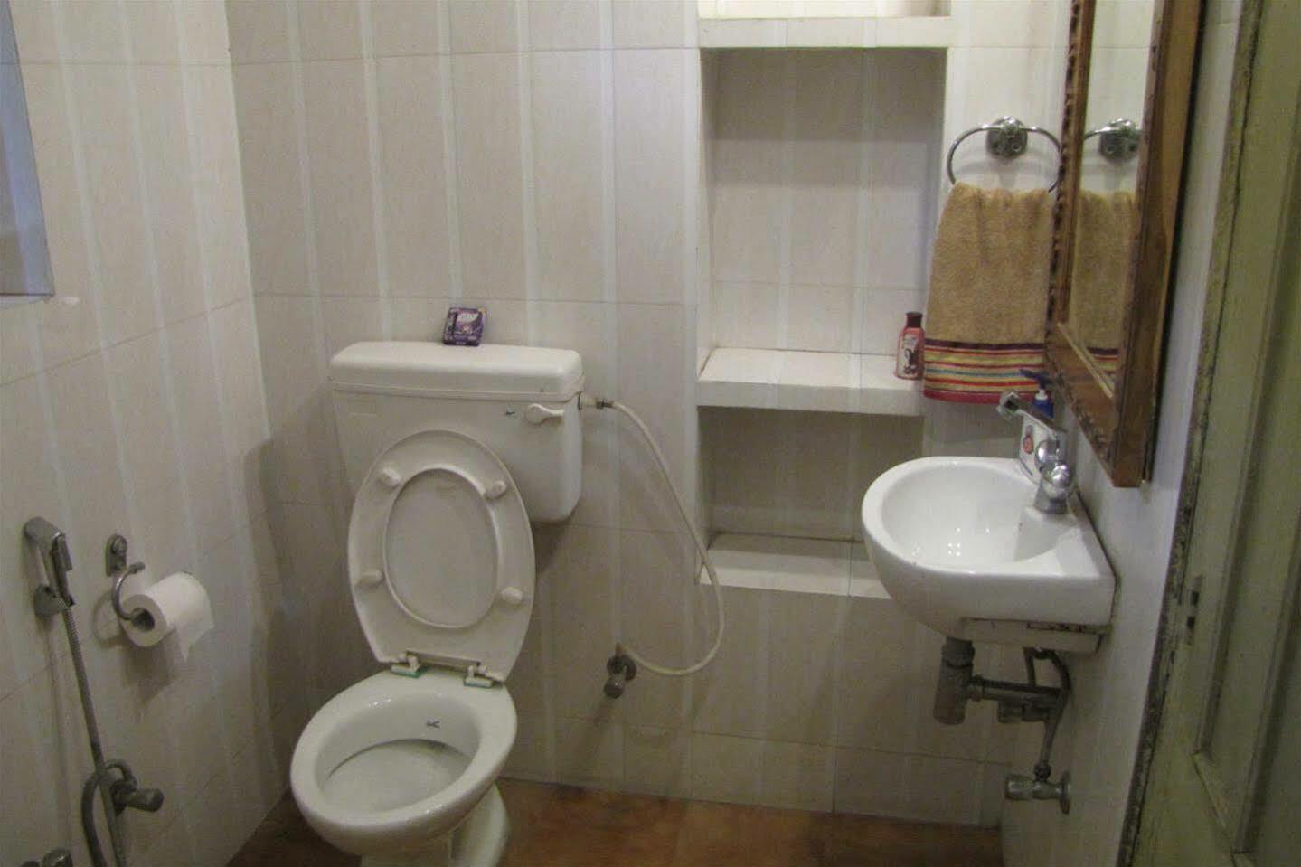 Granny'S Inn Waranasi Zewnętrze zdjęcie